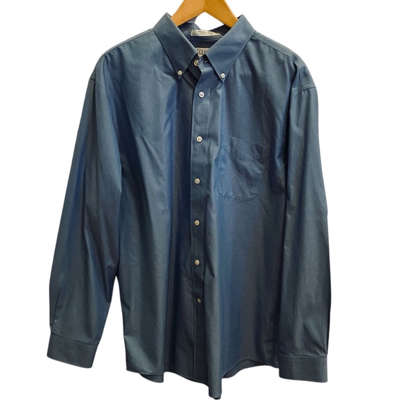 L.L. Bean Other - NWOT Men’s  LL Bean Wrinkle Free Slightly Fitted Chambray Dress Shirt sz 17.5/35